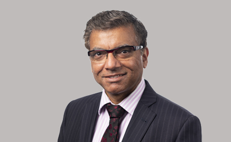 Mr Tarun Sharma, consultant glaucoma surgeon